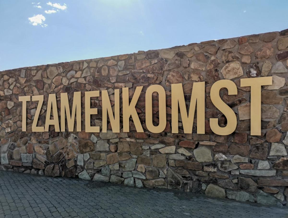 Tzamenkomst River Lodge Colesberg Dış mekan fotoğraf