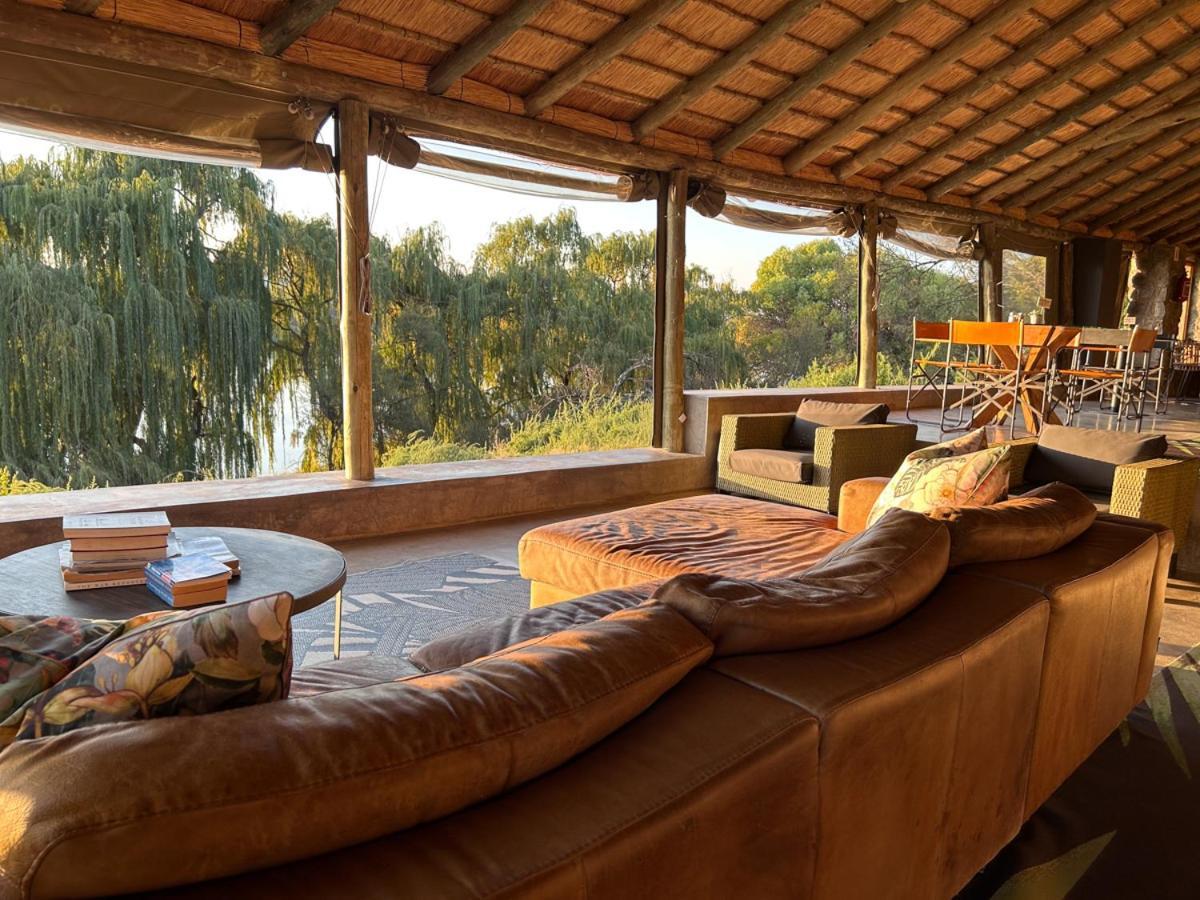 Tzamenkomst River Lodge Colesberg Dış mekan fotoğraf